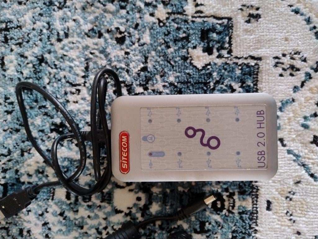 Sitecom USB 2.0 Hub met Adapter, Ophalen, Gebruikt