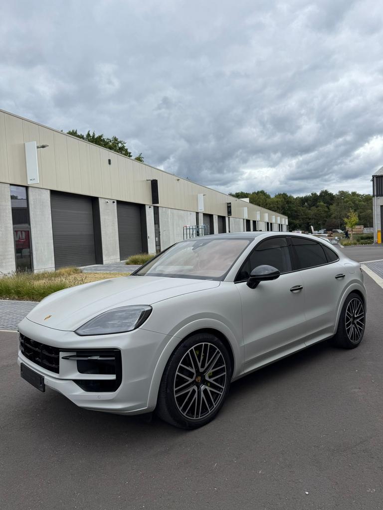 Porsche Cayenne E-Hybrid Coupé Crayon Matt PPF 9/2024 FULL, Auto's, Cayenne, 0 cilinders, Zwart, Leder