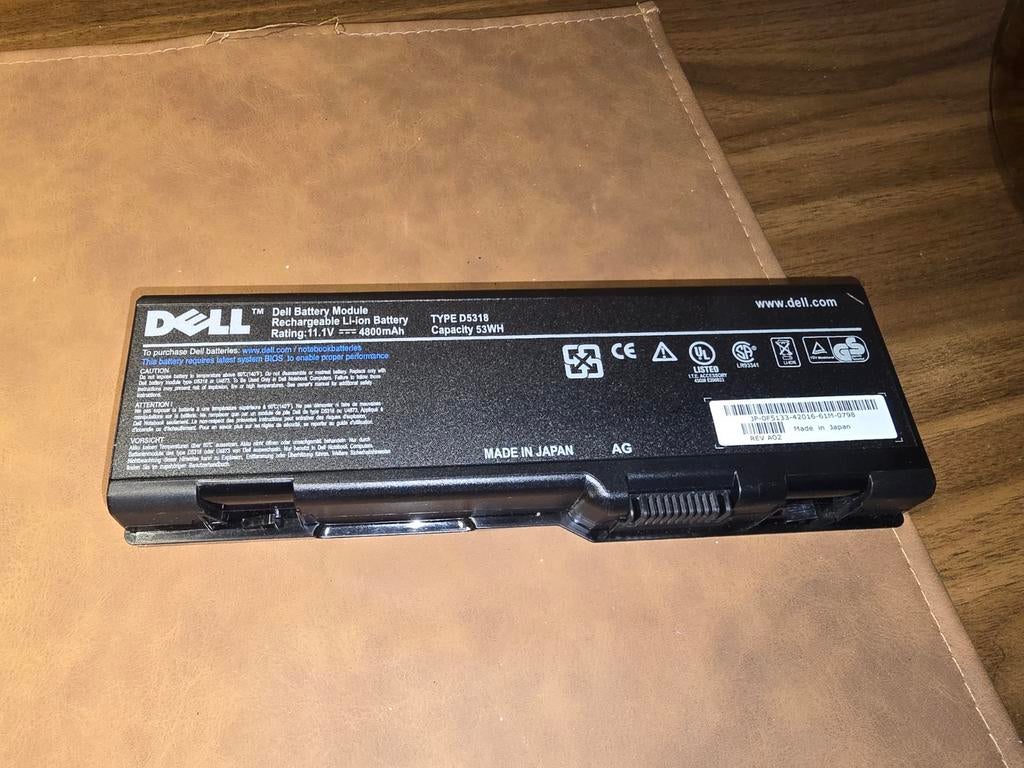 dell battery type d5318 Inspiron 9400 laptop accu, Ophalen of Verzenden, Gebruikt, 15 inch, 2 tot 3 Ghz