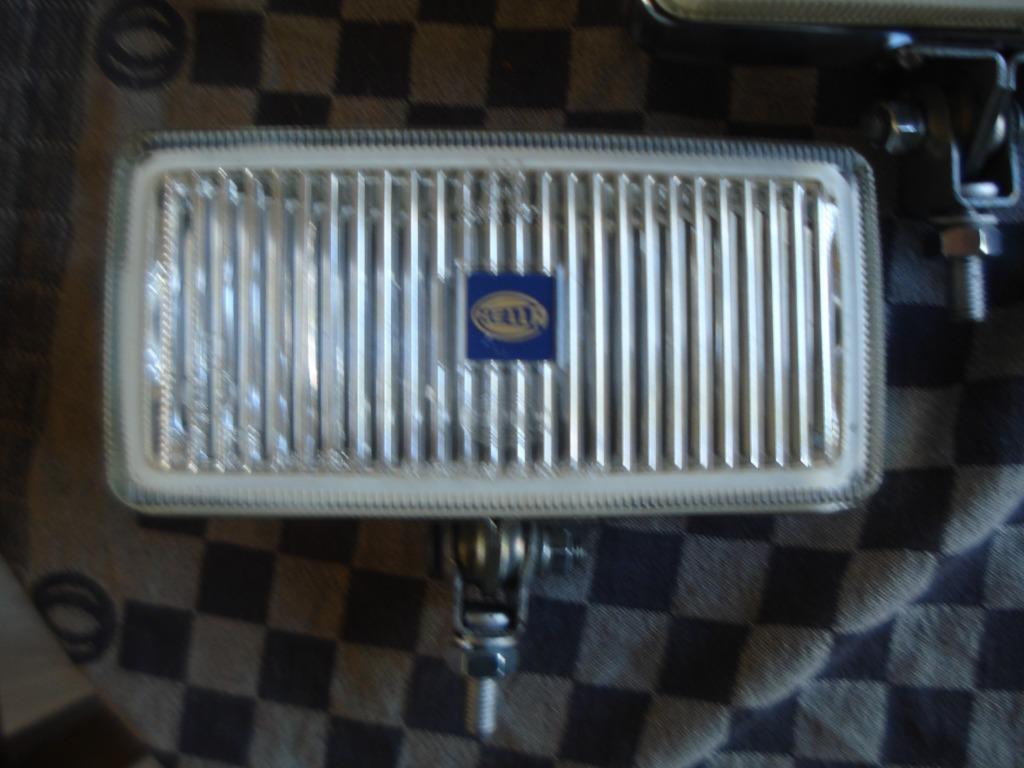 Oldtimer 2 hella witte mistlampen tyoe 177 met hella covers, Auto-onderdelen, Verlichting, Ophalen of Verzenden, Gebruikt