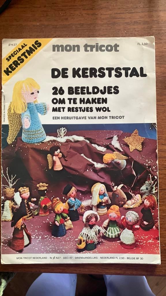 Haakpatronen Kerststal Mon Tricot 1977, Ophalen of Verzenden, Gebruikt, Haken, Patroon of Boek
