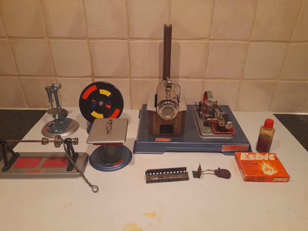 Wilesco D10 dampfmachine met accessoires, Ophalen, Gebruikt, Groter dan 1:32