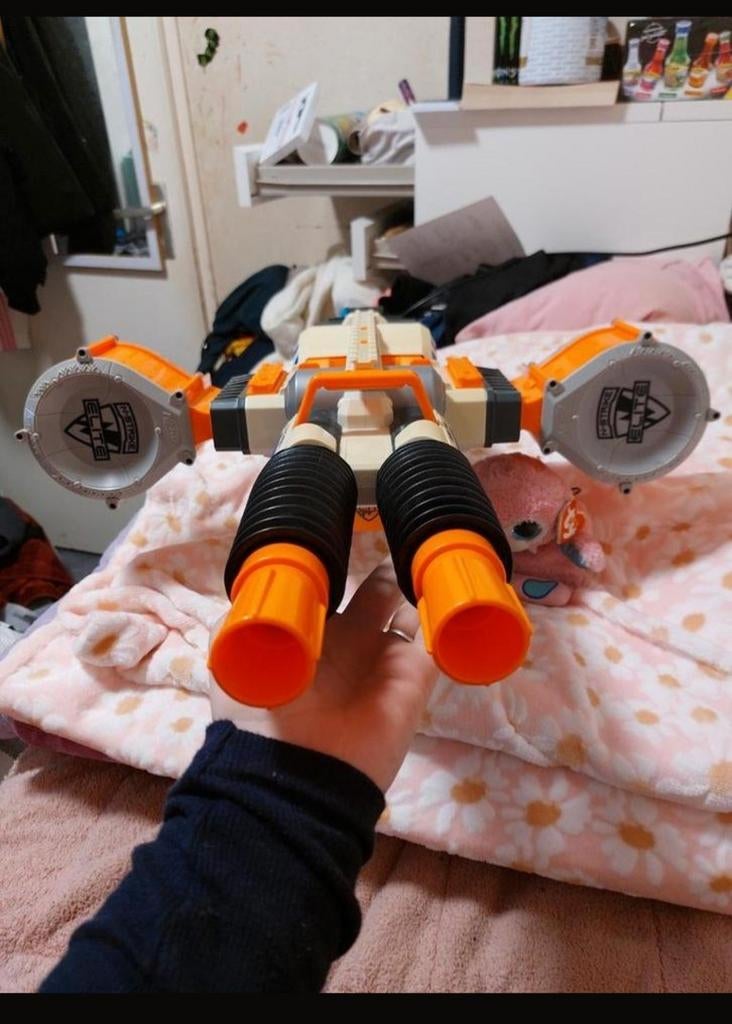 Nerf speelgoed - Nieuwe batterij nodig, Ophalen of Verzenden, Gebruikt, Jongen of Meisje