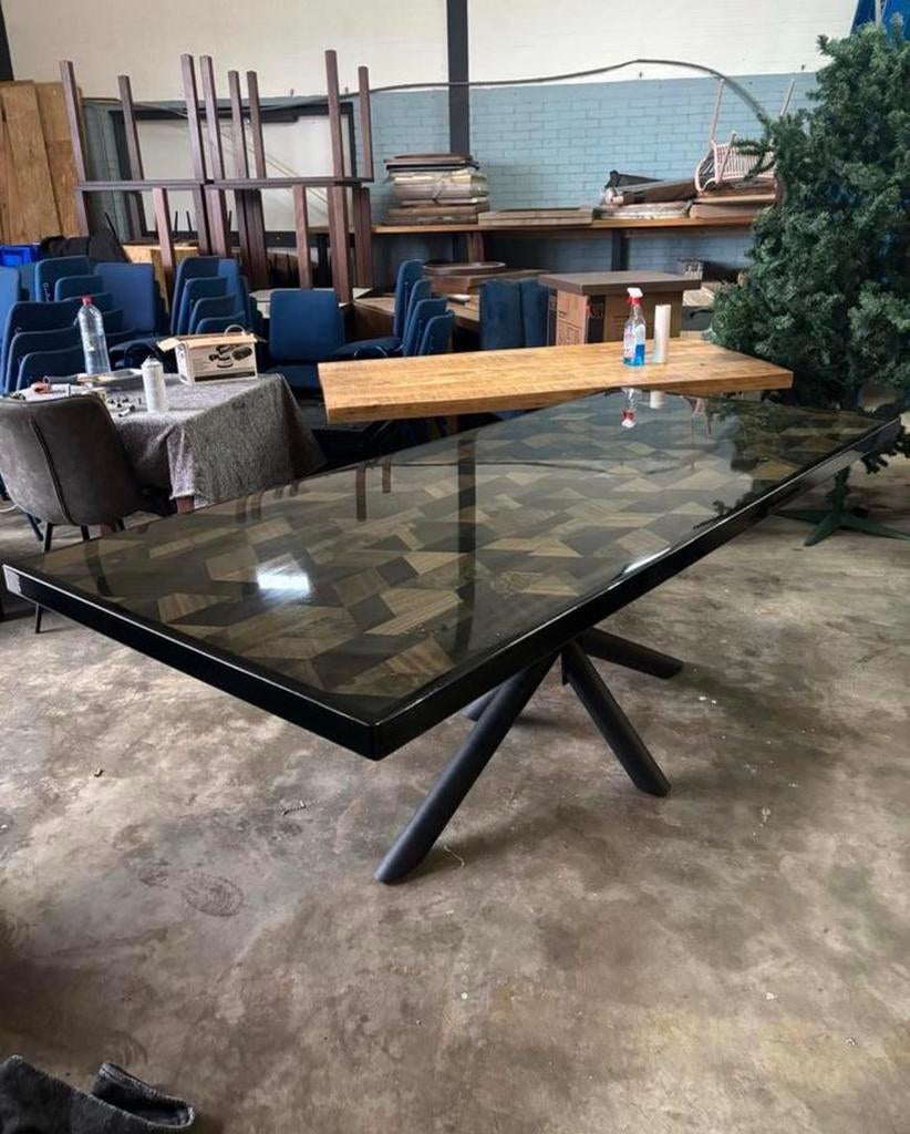 Unieke Epoxy Eettafel met Arte Timber Formation, Huis en Inrichting, Tafels | Eettafels, Zo goed als nieuw, 50 tot 100 cm, 200 cm of meer
