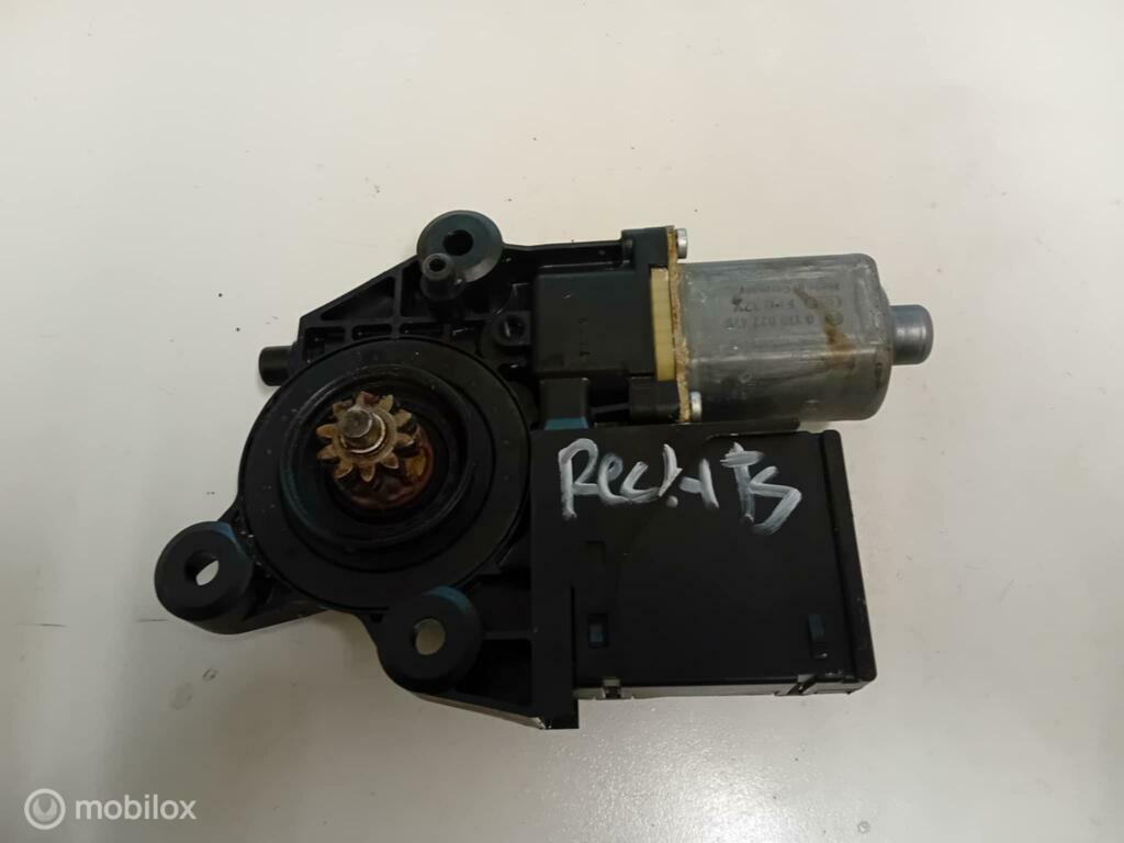 Raammotor Renault Megane Coupe 807300006R, Gebruikt, Ophalen of Verzenden