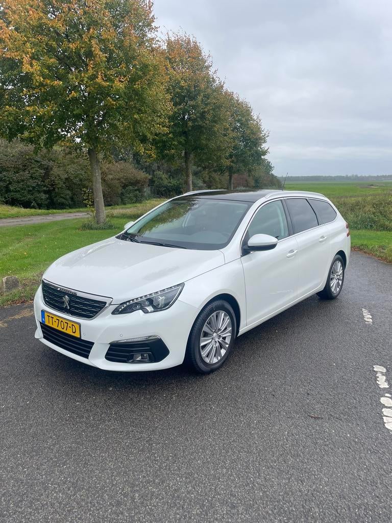 Peugeot 308 1.2 E-thp 130pk Aut. 2018 Wit, Auto's, Peugeot, Particulier, Achteruitrijcamera, Airbags, Airconditioning, Autonomous Driving