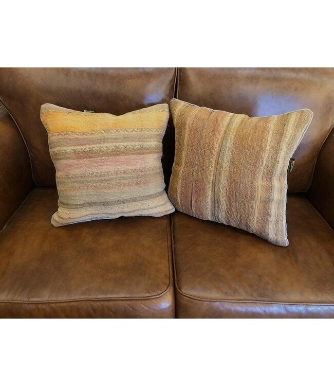 2x Moderne Kelim Kussens 45x45 cm met Vulling, Ophalen of Verzenden, Nieuw, Beige, Vierkant