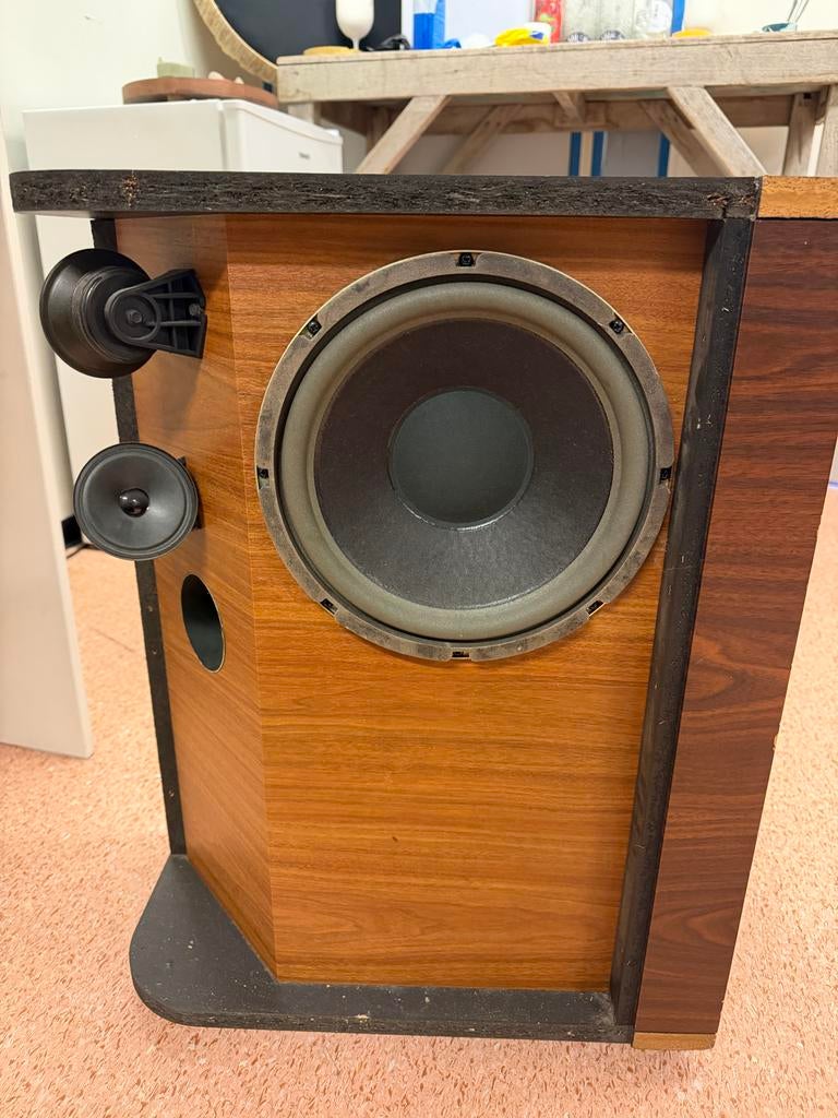 Bose 505 Vintage Luidsprekers (Set Links & Rechts), Audio, Tv en Foto, Luidsprekers, Ophalen, Gebruikt, Front, Rear of Stereo speakers
