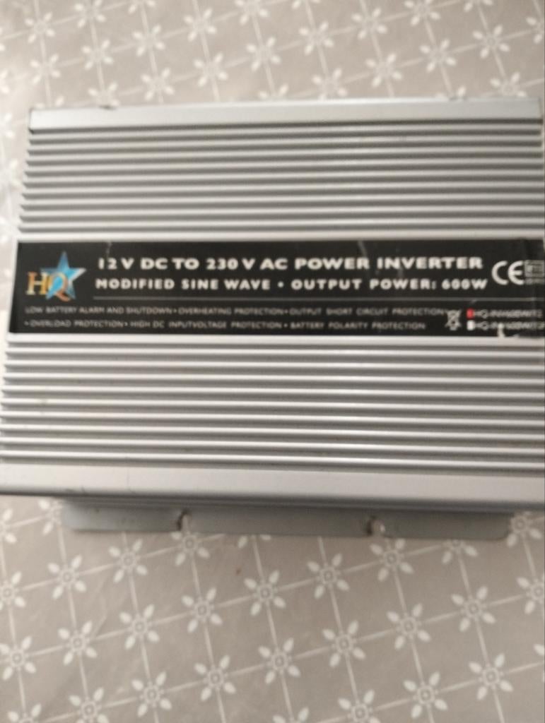 Omvormer HQ 12v DC to 230 v AC Power, Ophalen of Verzenden