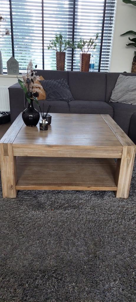mooie en tijdloze salontafel 90x90x42 Acaciahout pronto, Huis en Inrichting, Tafels | Salontafels, Ophalen, Gebruikt, 50 tot 100 cm
