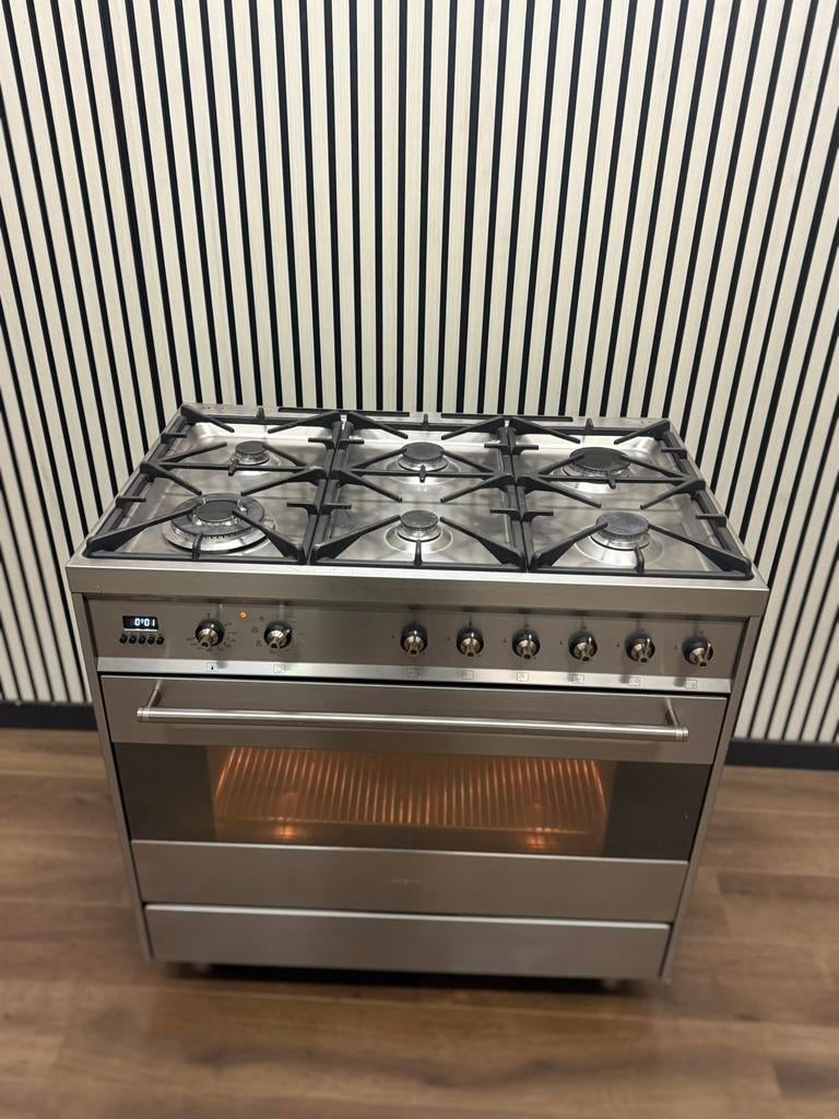 Luxe Smeg RVS 6 pits multifunctionele oven 90 cm, Witgoed en Apparatuur, Fornuizen, Zo goed als nieuw, Vrijstaand, Gas, 5 kookzones of meer