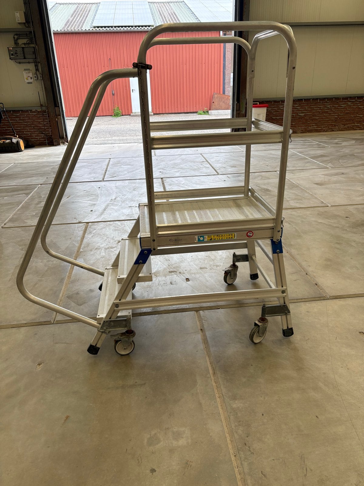 Zarges rolsteiger trap met wielen - Zo goed als nieuw, Doe-het-zelf en Verbouw, Ladders en Trappen, Zo goed als nieuw, Trap, Minder dan 2 meter