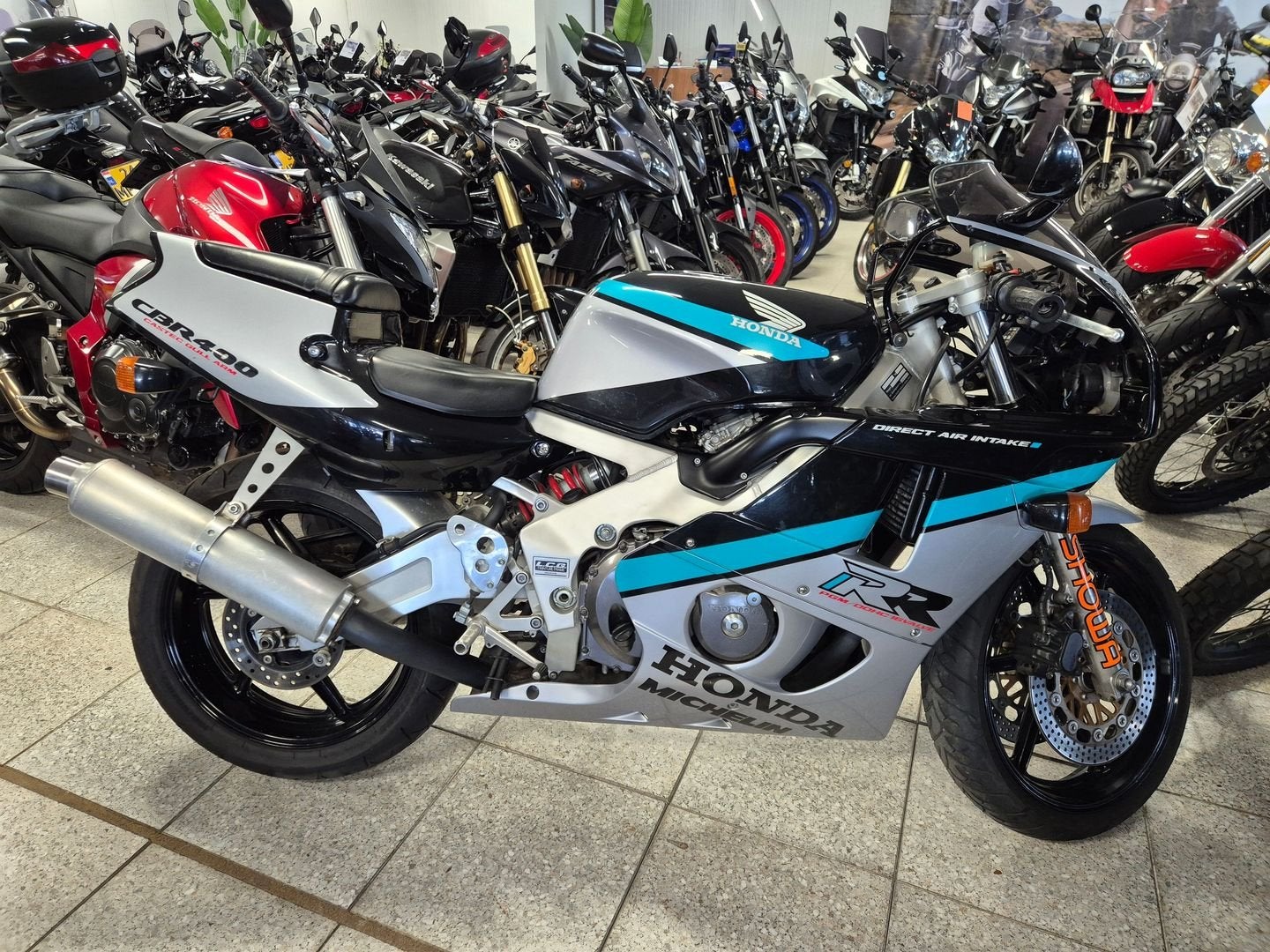HONDA CBR 400 RR (bj 1992) 34,000 km, Motoren, HONDA, Bedrijf, Onbekend, Super Sport