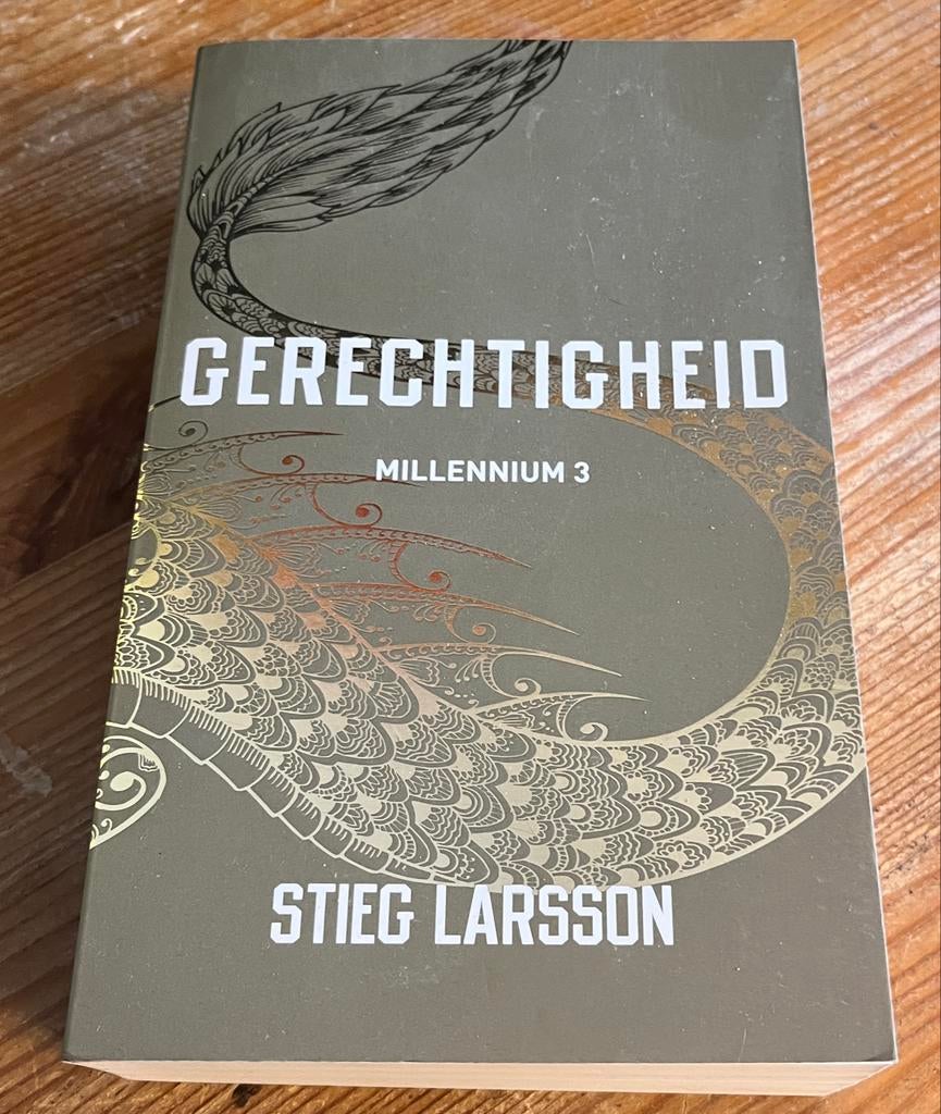 Gerechtigheid - Millennium 3 - Stieg Larsson, Ophalen of Verzenden, Gelezen