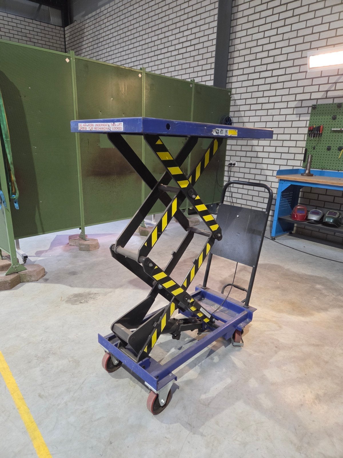 Heftafel - Schaarlift - Palletwagen 300kg, Ophalen, Gebruikt, Overige typen