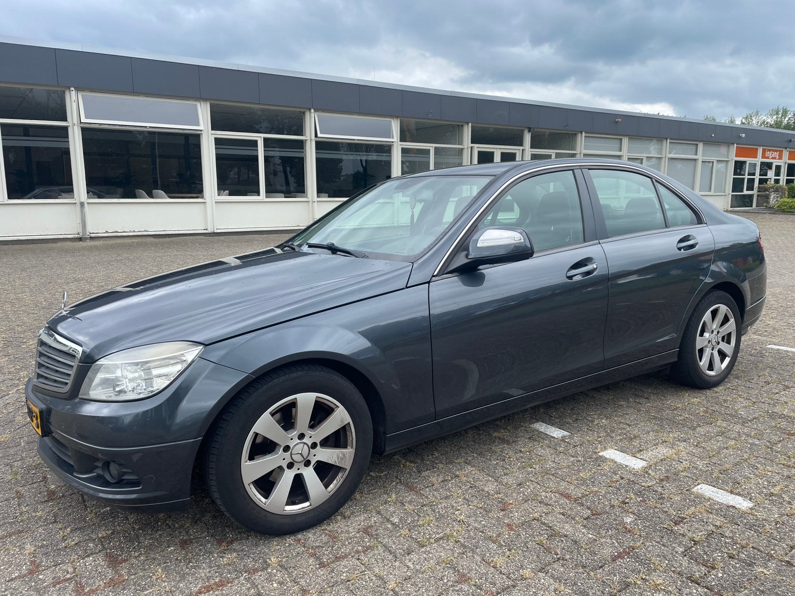 Mercedes C200 2.2 CDI Sedan 2009 Grijs trekhaak, 1800 kg, Zwart, 4 cilinders, Elektrische ramen
