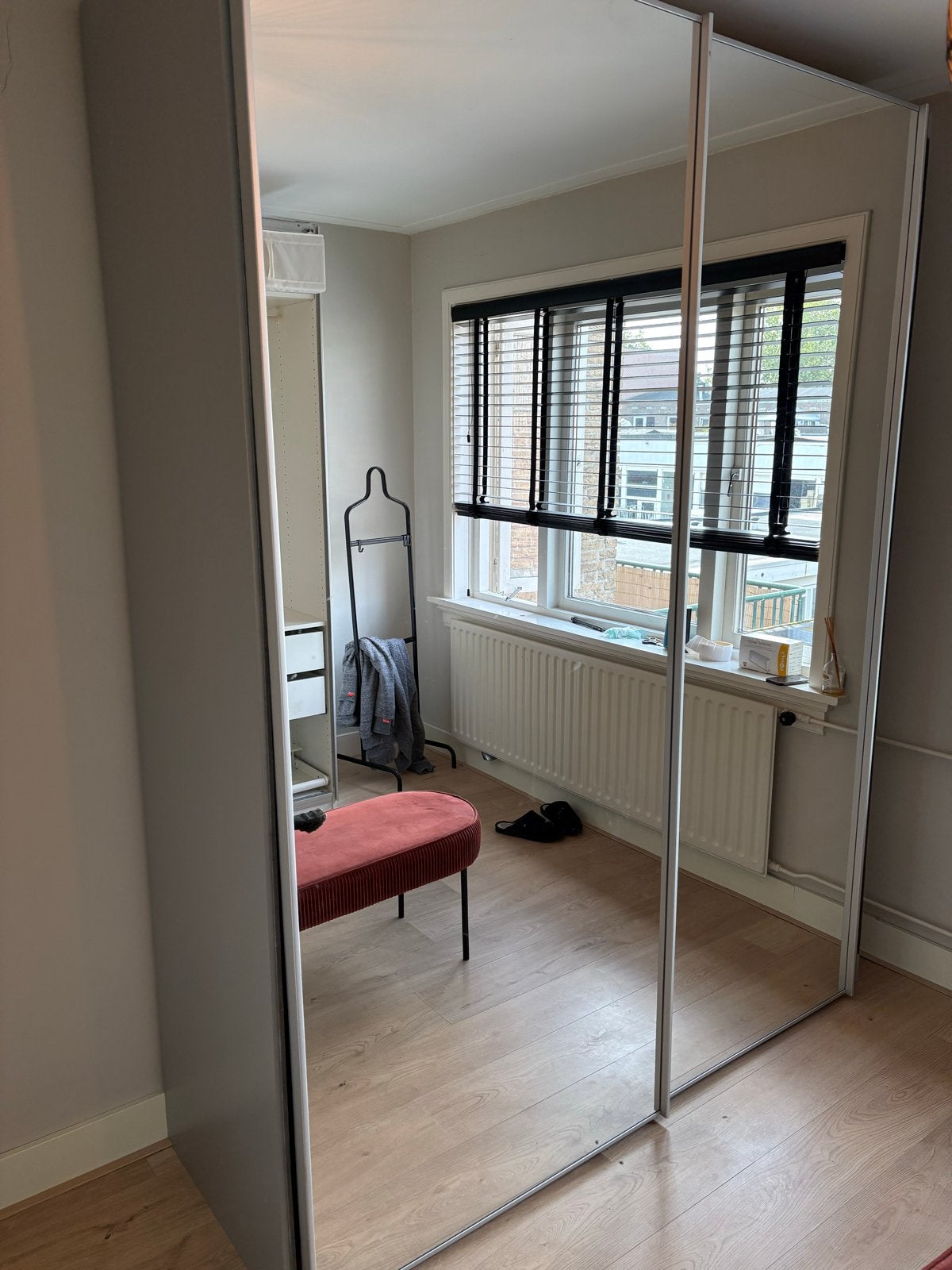 Gratis: Goossens Kledingkast met spiegeldeuren (200x236 cm), Huis en Inrichting, Ophalen, Gebruikt, 200 cm of meer, Glas
