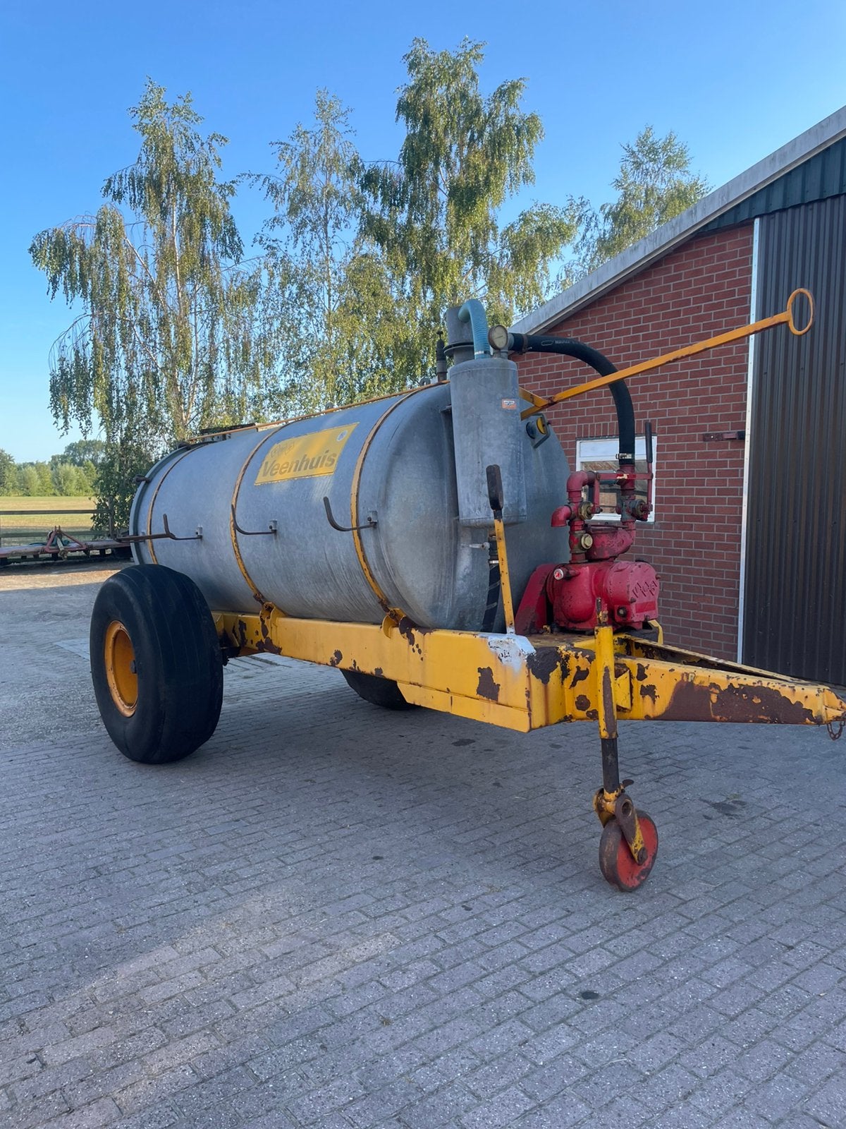 Veenhuis giertank 4200L, Ophalen, Mest