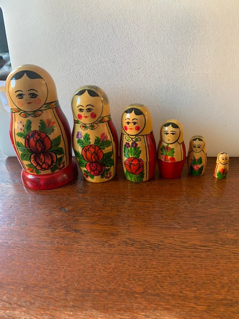 Traditionele houten Russische Matroesjka (baboesjka)  poppen, Ophalen of Verzenden