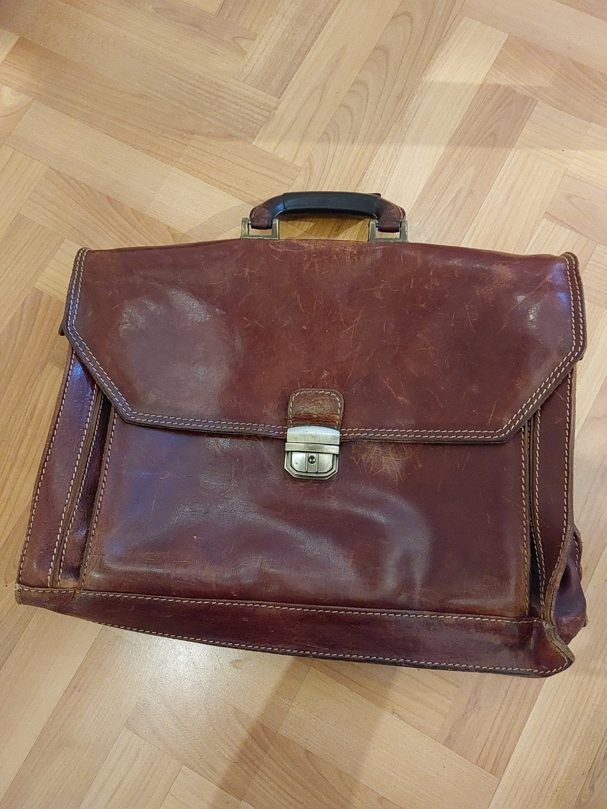 Leren heren tas met meerdere vakken - Gebruikt, Overige merken, 40 cm of meer, Gebruikt, Ophalen of Verzenden