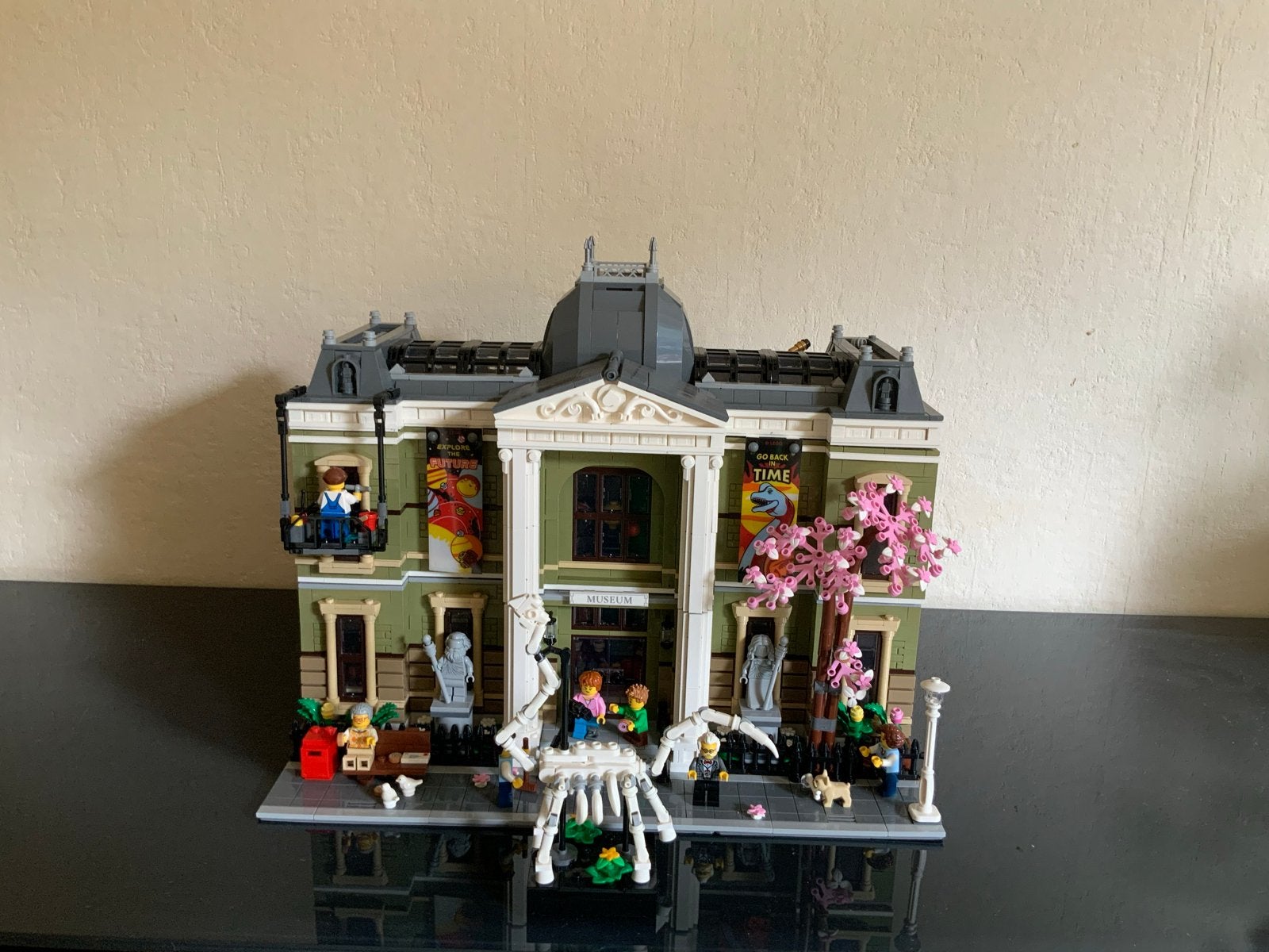 Lego 10326 Natuurhistorisch Museum - Nieuwstaat, Ophalen of Verzenden, Zo goed als nieuw