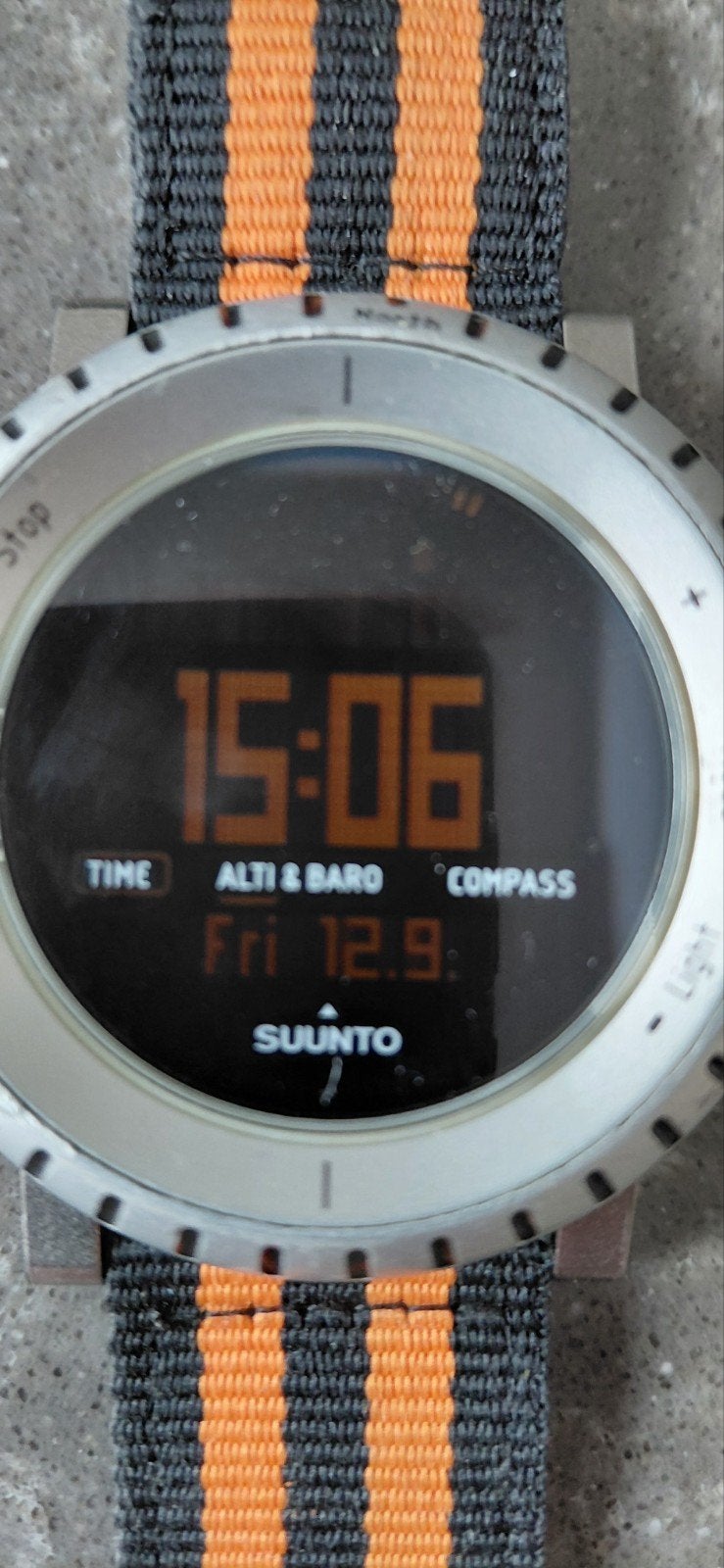 Suunto Core Alu Light


horloge met nieuwe batterij en bandj, Ophalen of Verzenden, Zwart, Android
