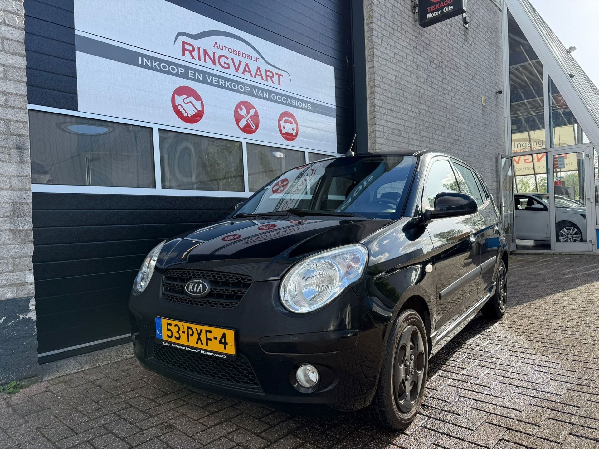 Kia Picanto 1.0 Seven Met 1 JAAR APK, Euro 5, 4 cilinders, 400 kg, Zwart