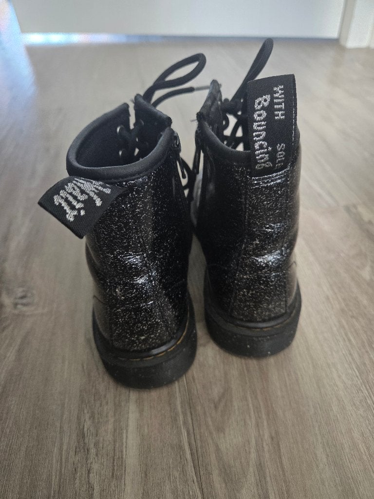 Dr martens zwart lak glitter maat 34, Kinderen en Baby's, Ophalen, Dr. Martens, Gebruikt, Meisje