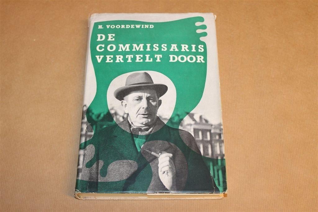 De Commissaris Vertelt Door — Politie Amsterdam 1951, Ophalen of Verzenden, Gelezen, Nederland