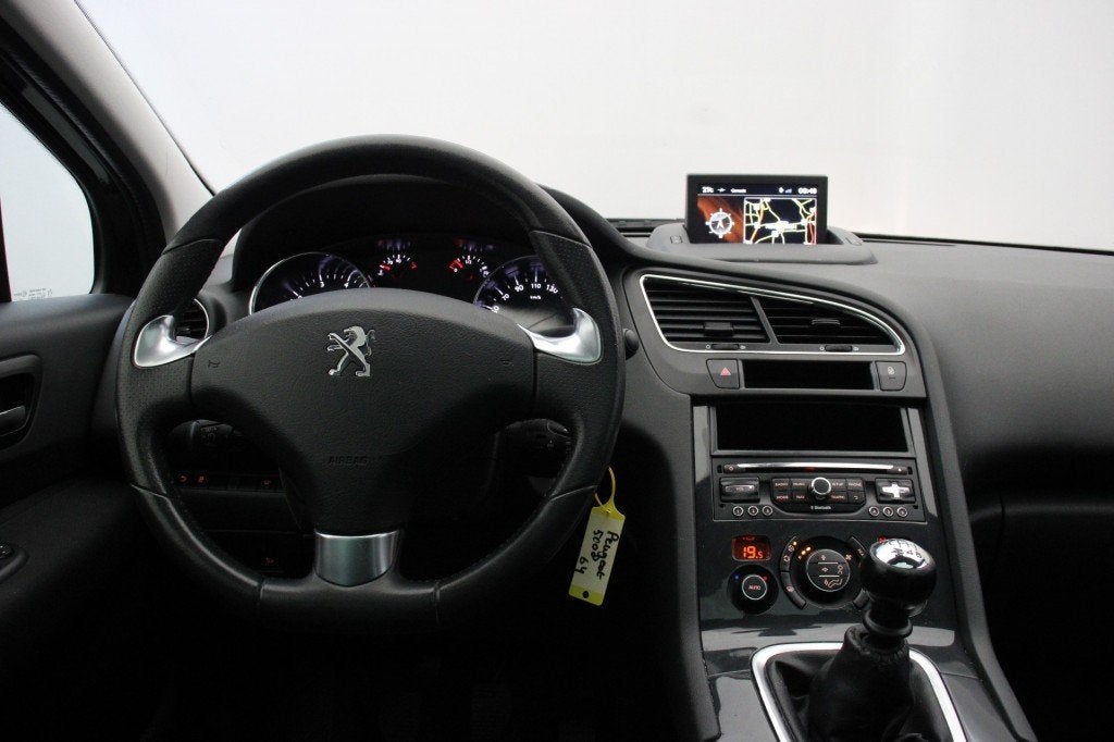 Peugeot 5008 1.2 PureTech Style 7 persoons - Panorama, Navi,, Auto's, Peugeot, Gebruikt, 1199 cc, Met garantie (alle), 7 stoelen