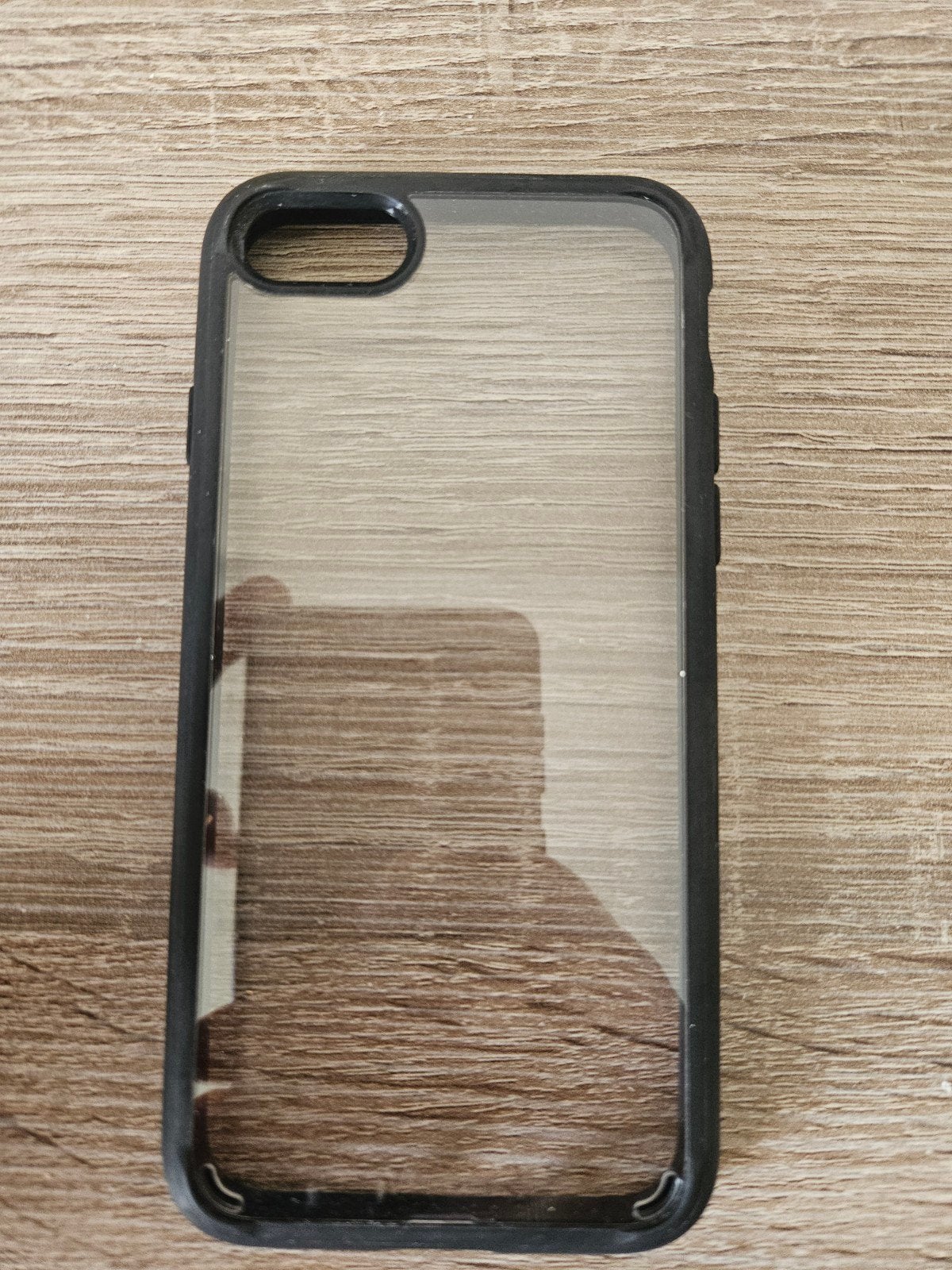 Spigen Hardcase Telefoonhoesje voor iPhone SE 2022, Telecommunicatie, Zwart, Schokbestendig, Hoesje of Tasje, Zo goed als nieuw