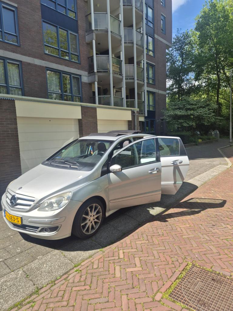 Mercedes-Benz B-Klasse 2.0 B200 Turbo 5DRS CVT 2006 Grijs, 4 cilinders, 400 kg, Leder en Stof, Particulier