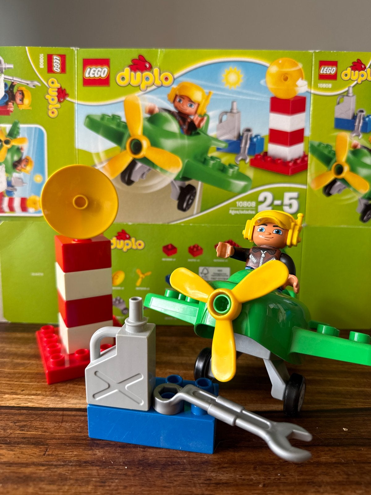 Lego Duplo Vliegtuig en Luchthaven Set 10808, Overige thema's, Ophalen of Verzenden, Zo goed als nieuw, Compleet