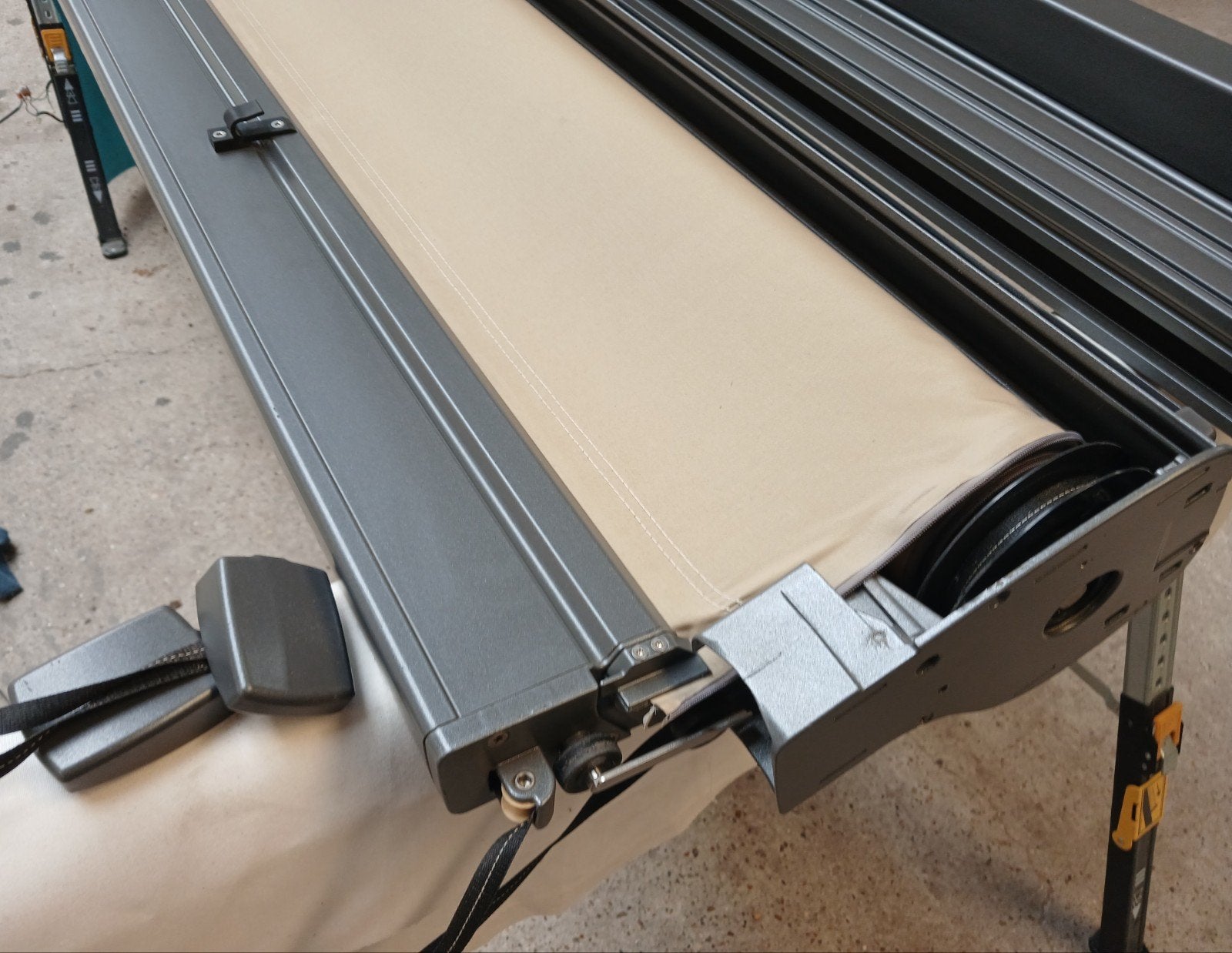 pergola zonnescherm erhardt op 2 staanders 240 x 400., Ophalen