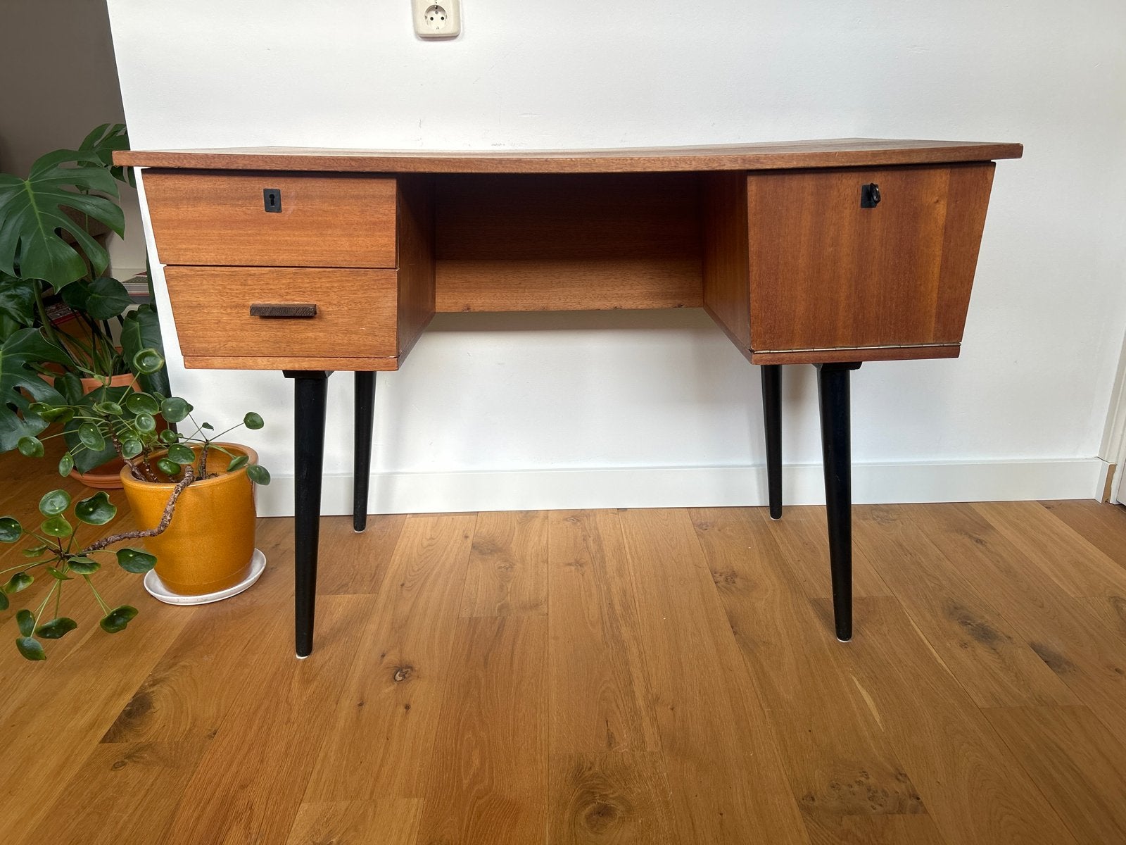 Jaren '60 Mid-Century Bureau - Vintage, Huis en Inrichting, Ophalen, Gebruikt, Vintage, Hout