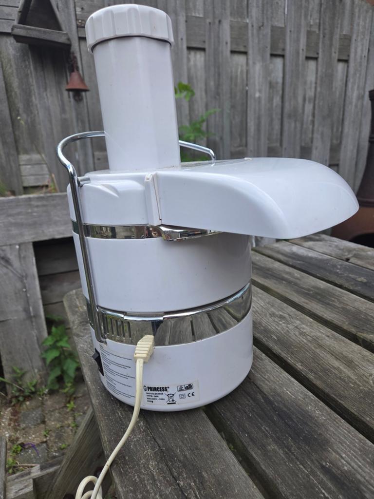 Nette, schone Princess juicer, Ophalen of Verzenden, Gebruikt, Elektrisch, Slowjuicer