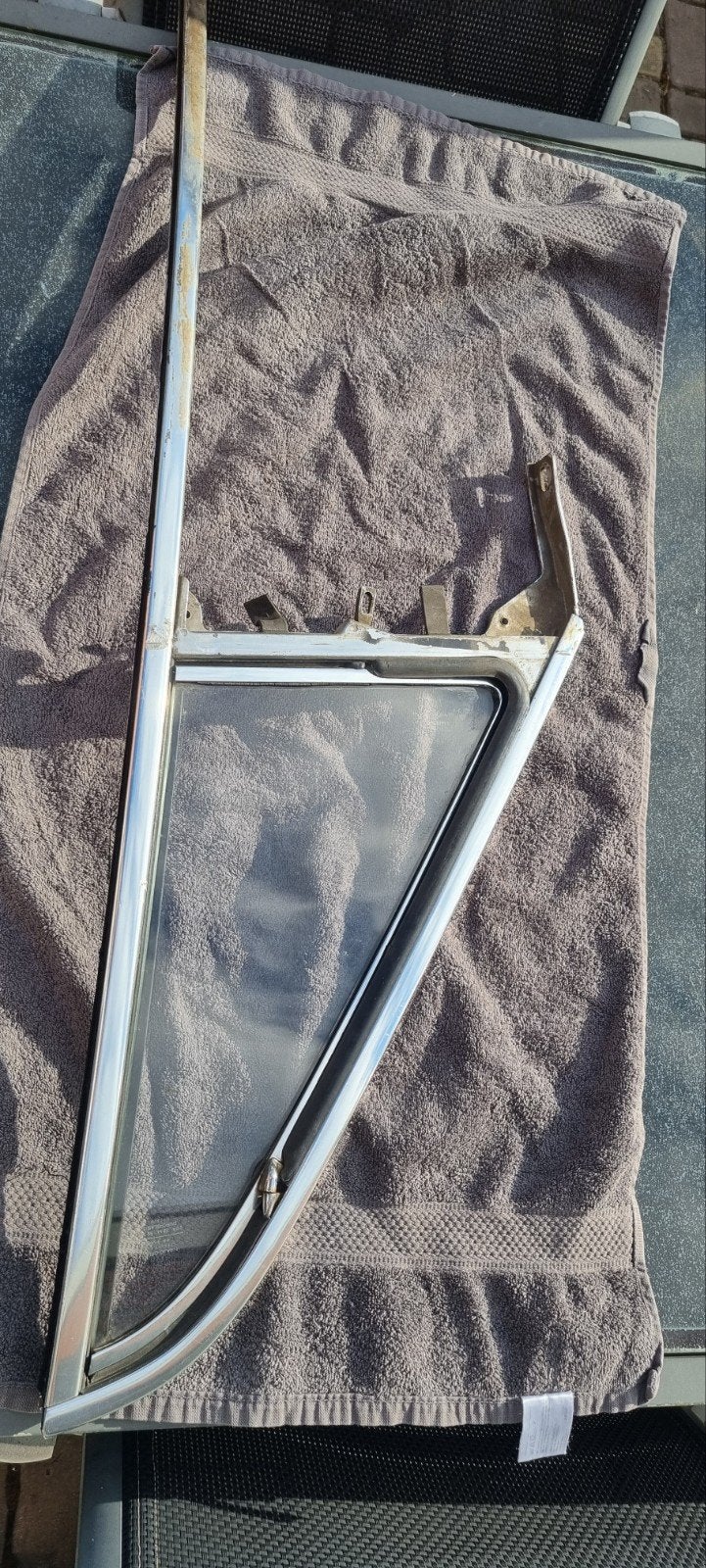 Zeer nette chromen klapramen L+R BMW 2002 (E10), Ophalen of Verzenden, Gebruikt, Universele onderdelen