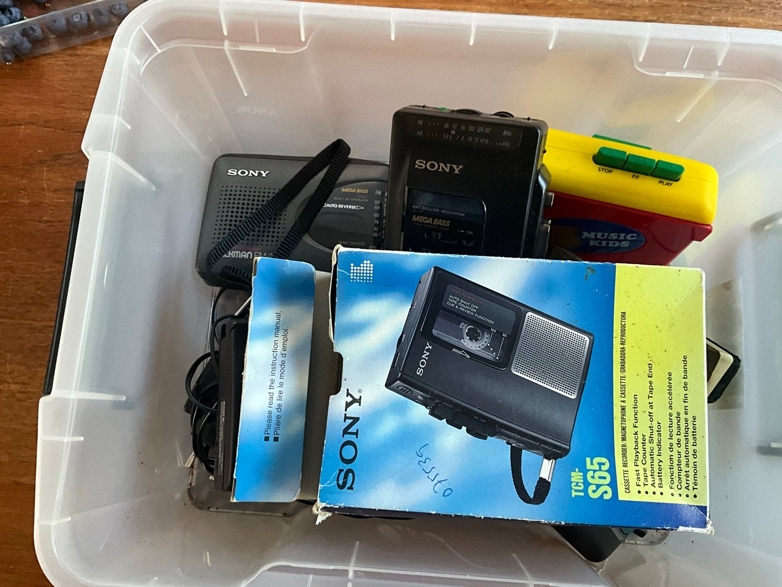 4 SONY Walkmans + bedrading - Vintage collectie, Ophalen of Verzenden, Walkman