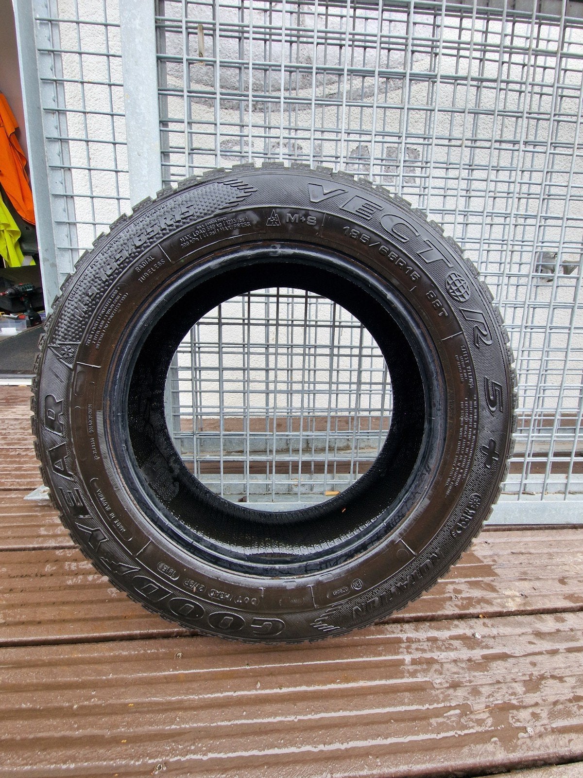 Band Goodyear all season 185/65R15, Auto-onderdelen, Overige Auto-onderdelen, Gebruikt, Ophalen of Verzenden