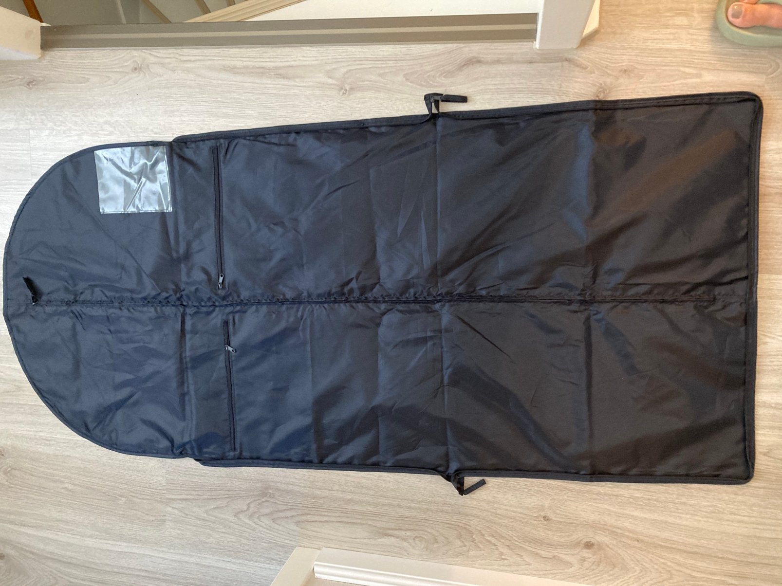 Nieuwe Zwarte Kledinghoes van SUITSUPPLY, 1.30x60, Ophalen of Verzenden, Nieuw, Zwart