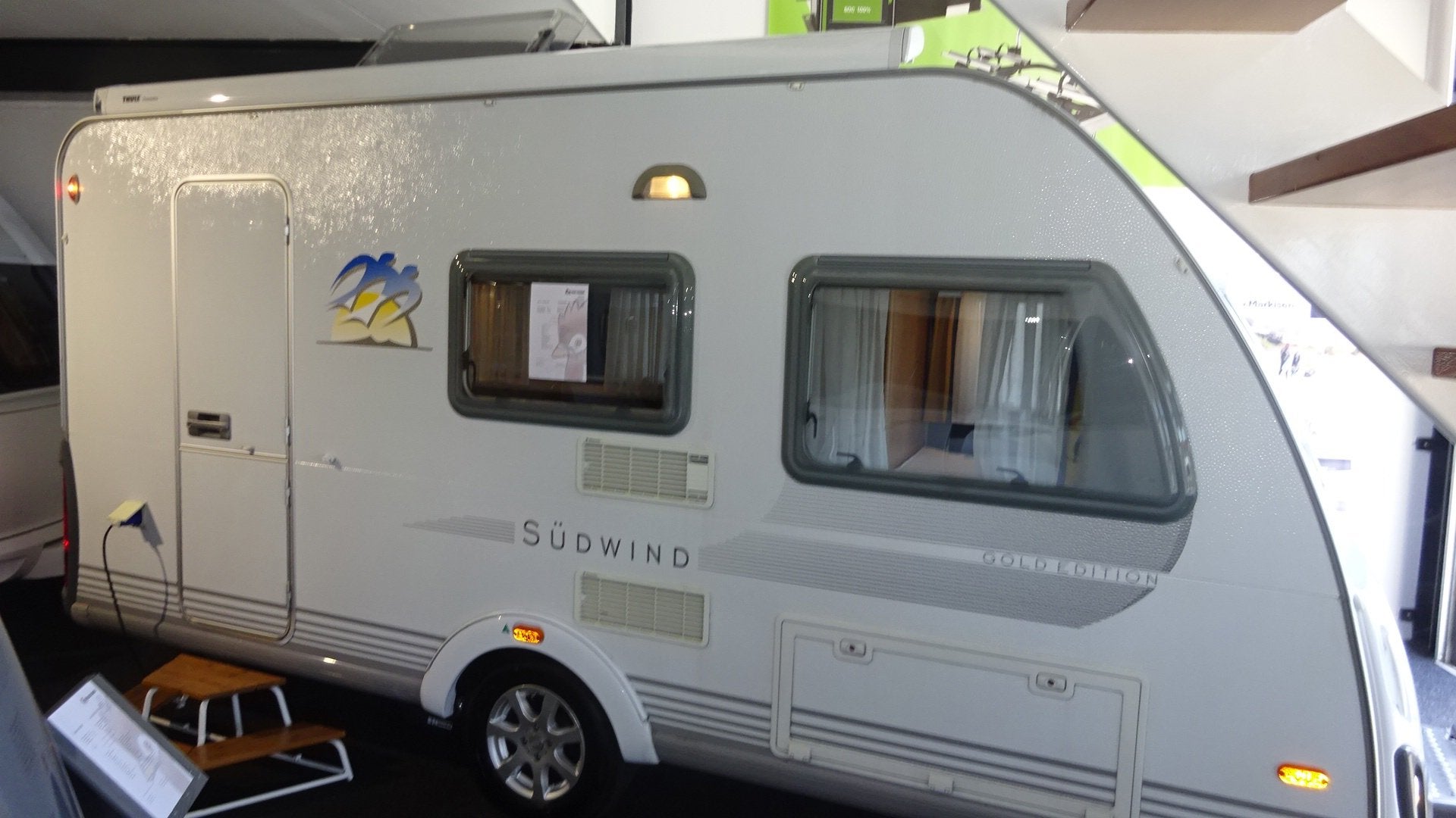 KNAUS SUDWIND 420 QD 2006 VASTBED MOVER THULE UNICO TOP, Bedrijf, Knaus, Tot en met 4, 750 - 1000 kg