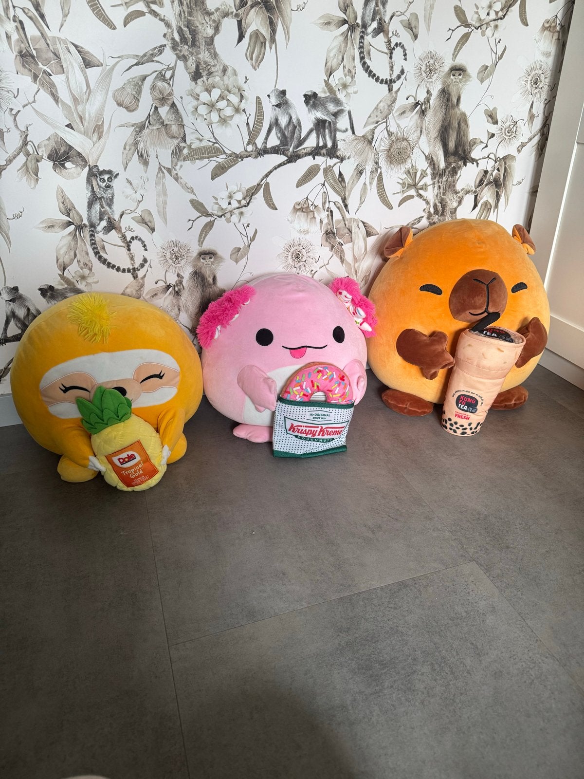 Squishmallows merk Zuru knuffels: luiaard, axolotl, capybara, Overige typen, Ophalen of Verzenden, Zo goed als nieuw, Middelgroot (20 tot 80 cm)