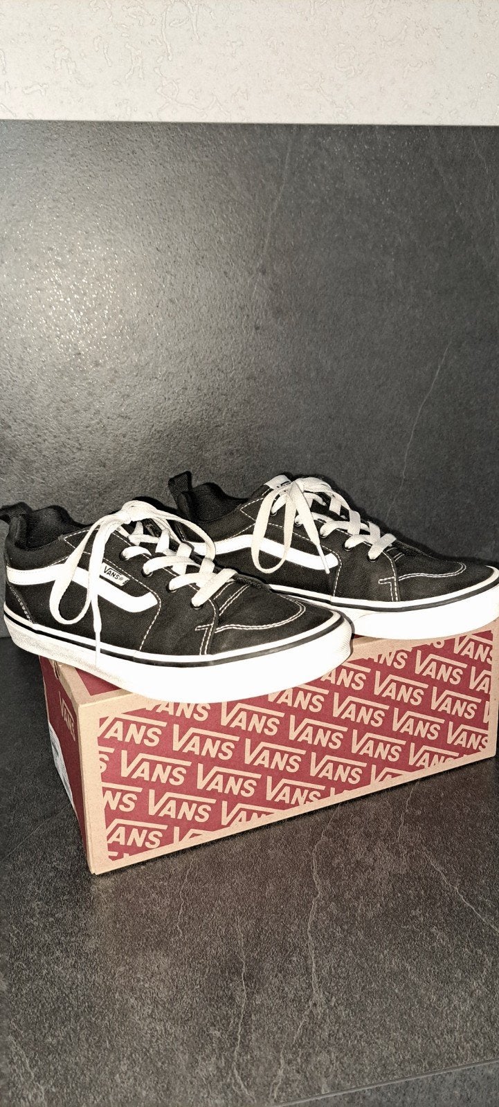 Vans 37, Ophalen of Verzenden, Zo goed als nieuw, Zwart, Sneakers of Gympen
