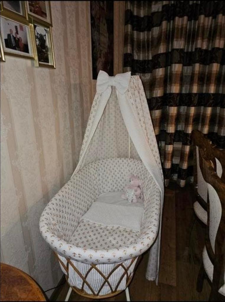 SUPER MOOIE ROTAN WIEG TE KOOP!!, Kinderen en Baby's, Ophalen, Zo goed als nieuw, Wieg