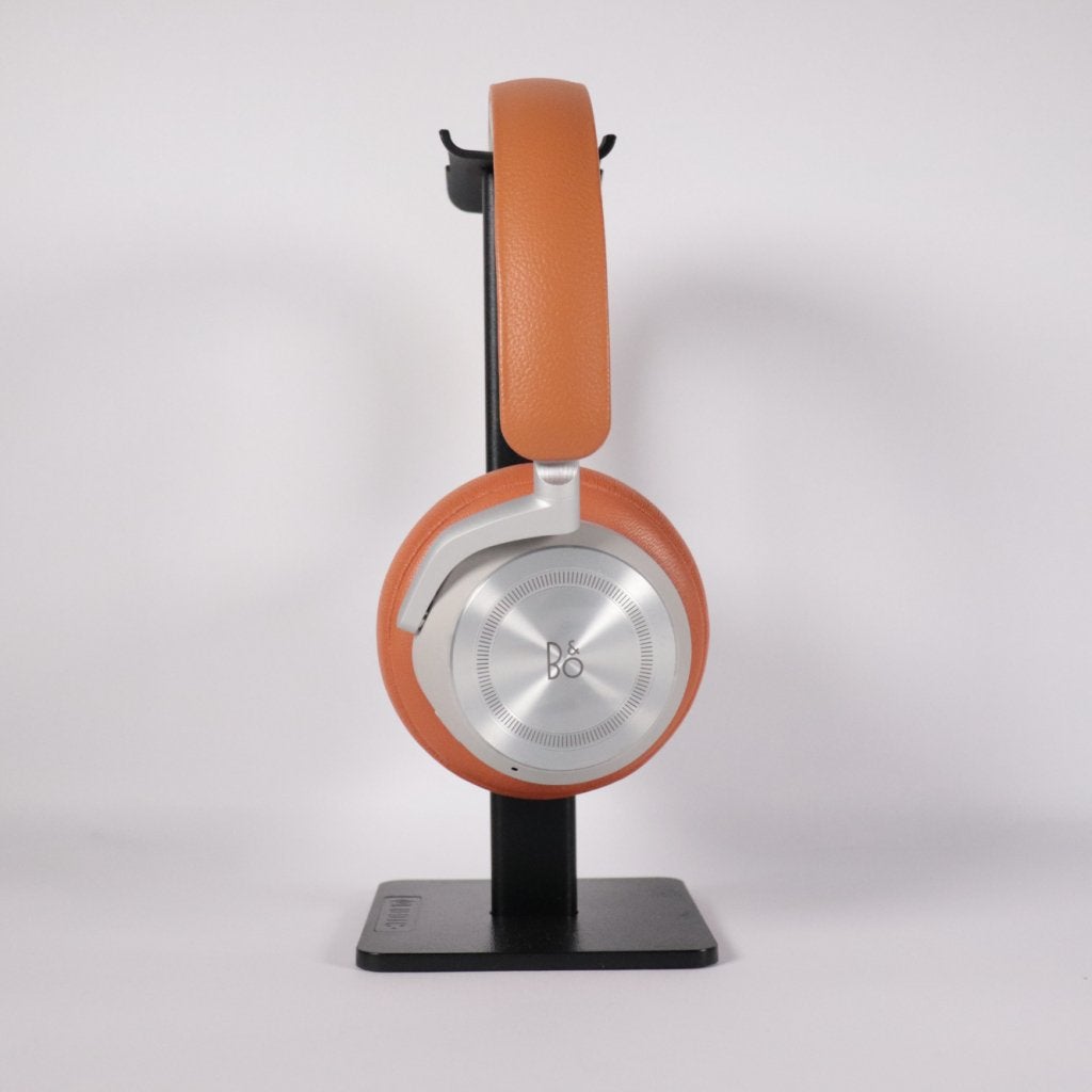 Bang & Olufsen BeoPlay  HX - ZGAN, Bang en Olufson, Zo goed als nieuw, Support@bangenolufson.com, Bang & Olufsen Group
Peter Bangs Vej 15
7600 Struer
Denmark