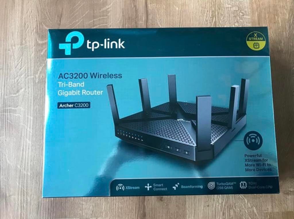 NIEUW P tp-link AC3200 Wireless, Computers en Software, Netwerk switches, Ophalen of Verzenden, Zo goed als nieuw