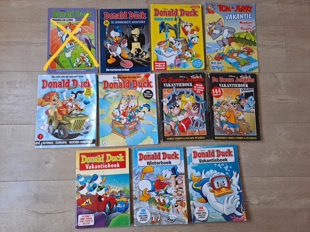 10x Disney Donald Duck Tom & Jerry Zware jongens stripboeken, Boeken, Meerdere comics, Ophalen of Verzenden, Zo goed als nieuw