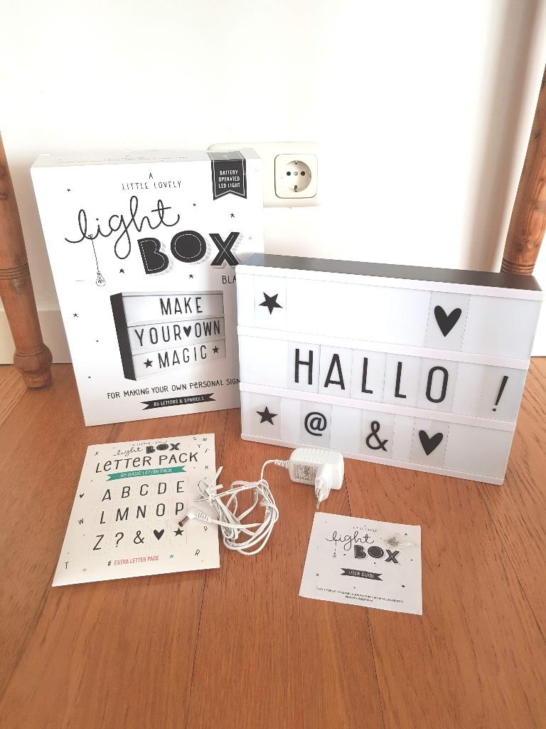 A little Loveley Lightbox, met adapter en letters, Ophalen of Verzenden, Zo goed als nieuw