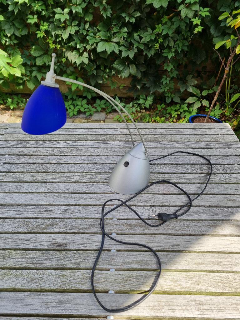 Bureaulamp met blauw glazen lampenkapje, Antiek en Kunst, Ophalen of Verzenden