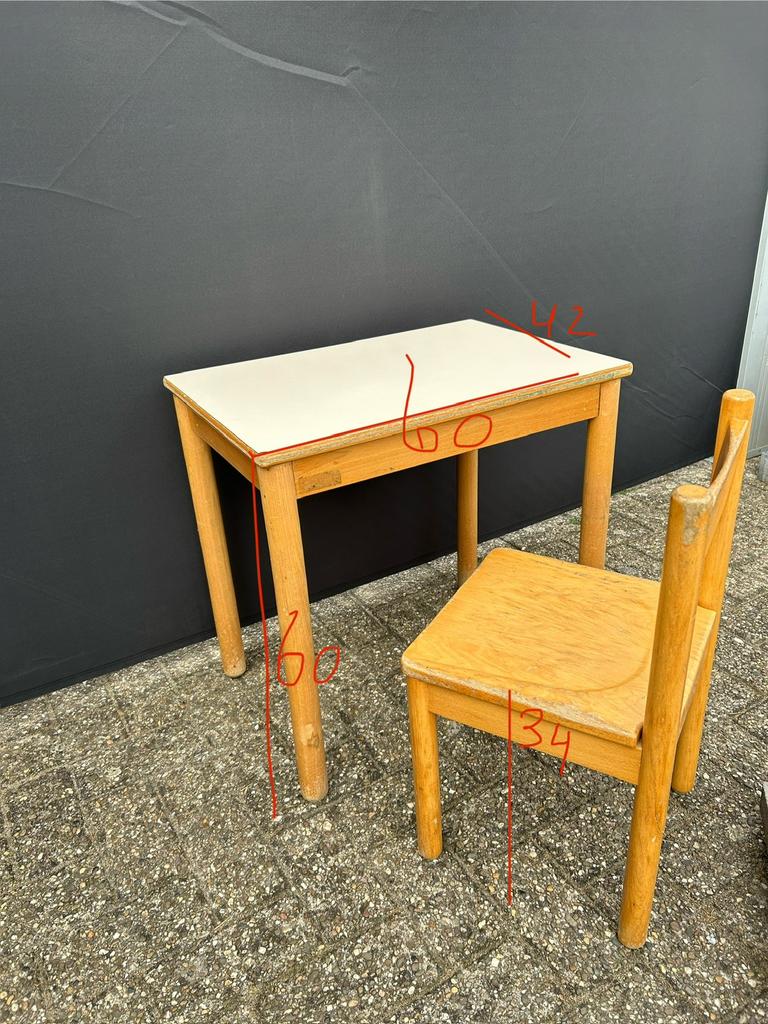 School bureau met stoel., Ophalen, Gebruikt, Tafel(s) en Stoel(en)